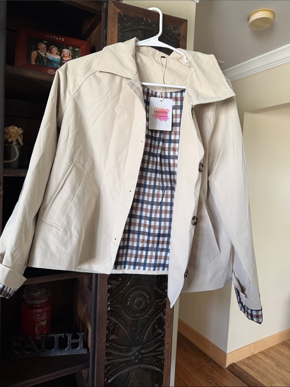 Women’s Beige Trench Coat with Plaid Lining